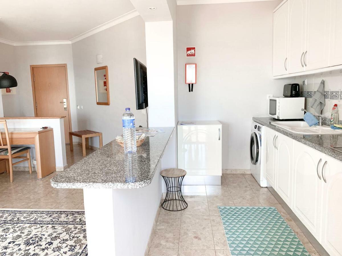 Panoramic Apartment In Portimao: Ocean View, Wifi מראה חיצוני תמונה